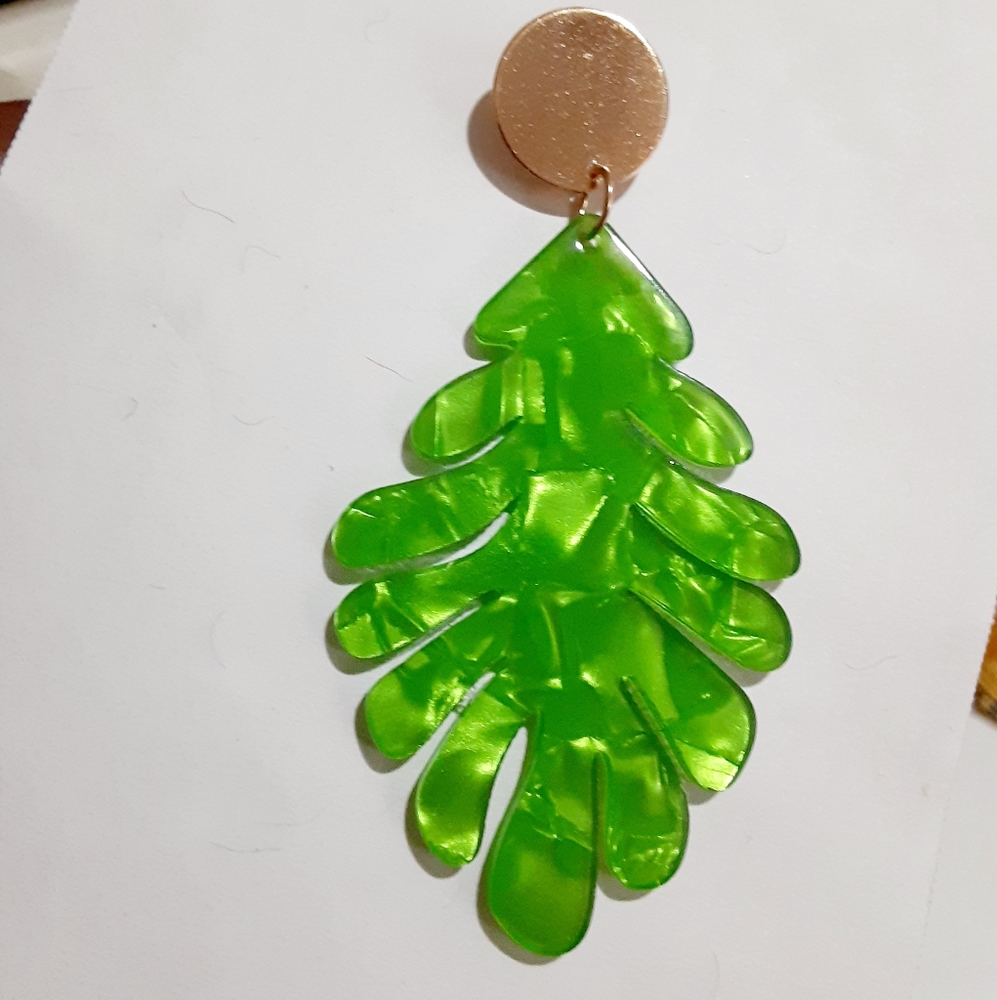 Acrylic Resin Leaf Drop Dangle Statement Earrings… - image 5